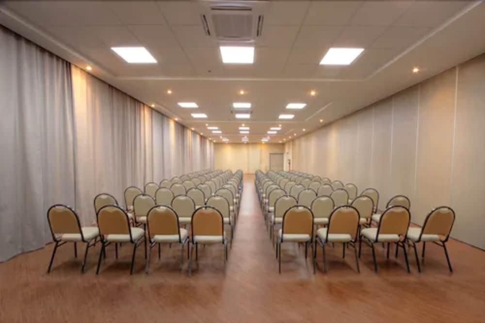 Bristol Portal Do Iguacu Curitiba Aeroporto Hotell Eksteriør bilde